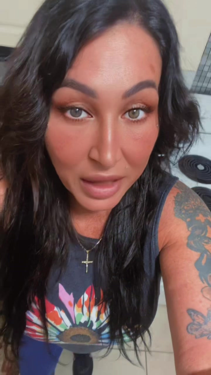 @Italiangirl🇮🇹native🇨🇦🇨🇦