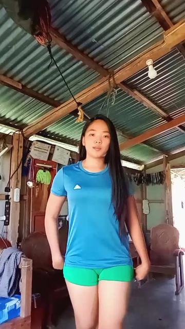 @Simple girl😉