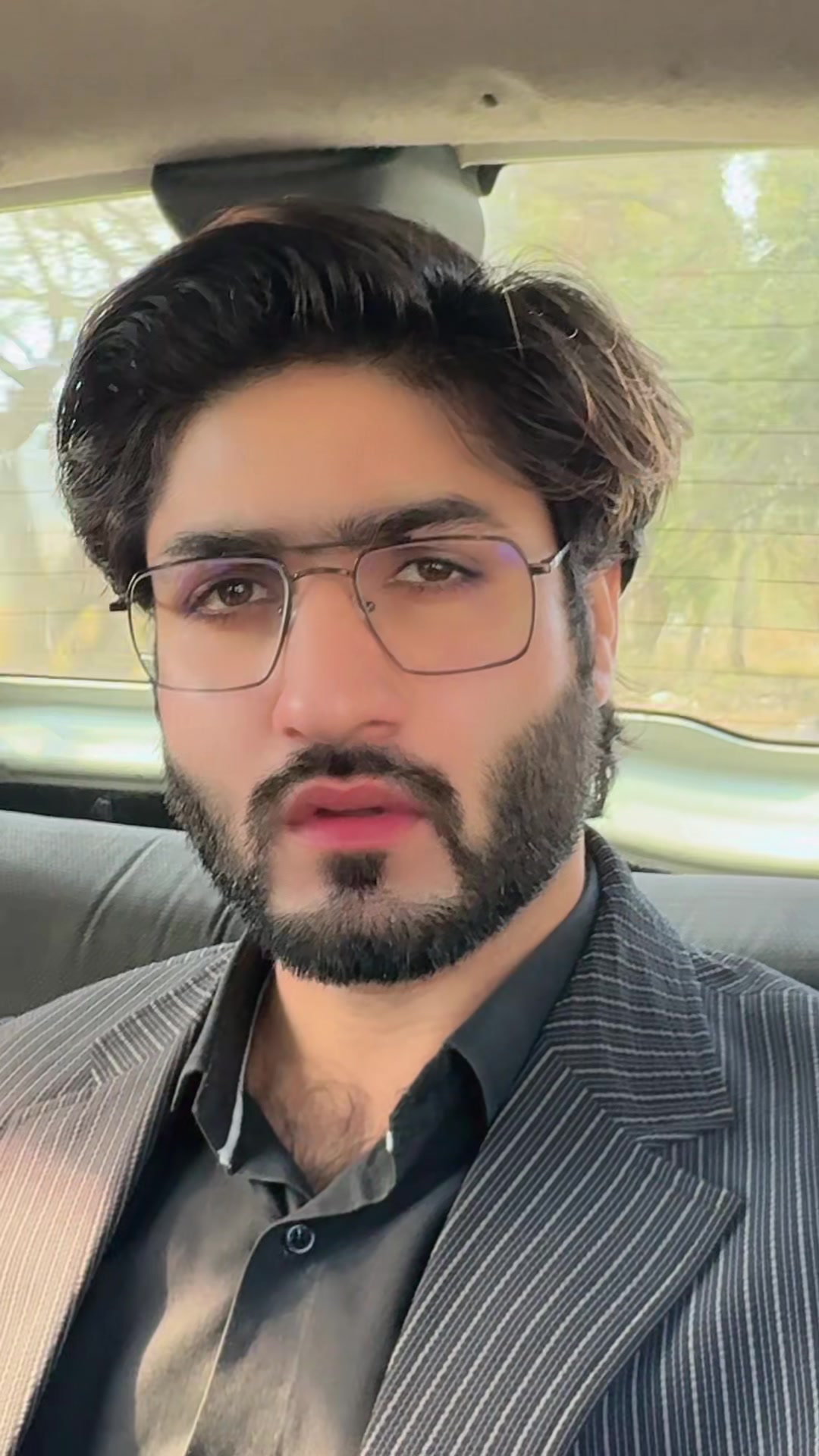 @KHAN🇵🇰