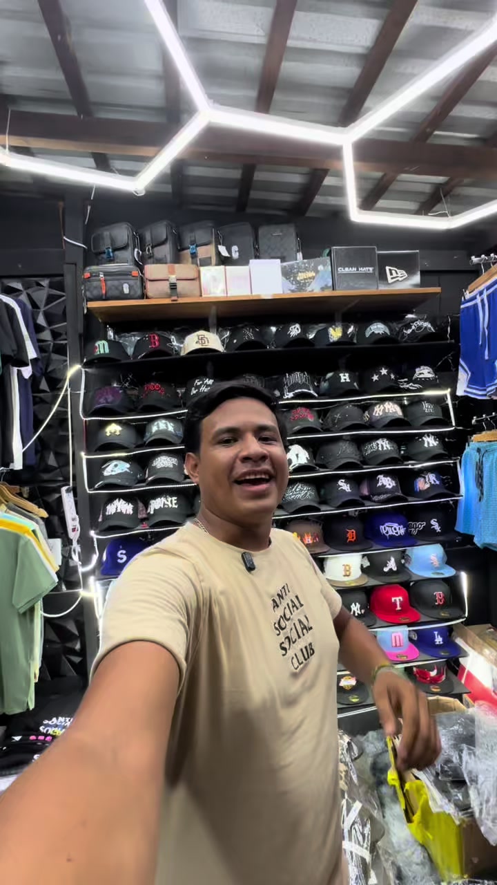 @IXZI-Caps