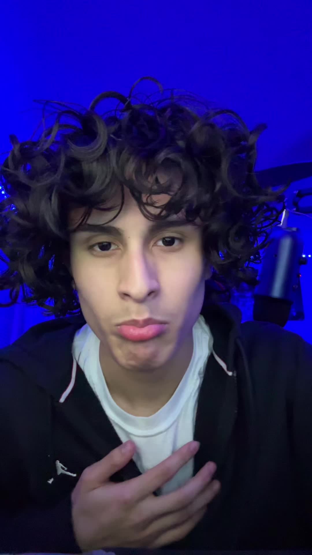 @keeez444