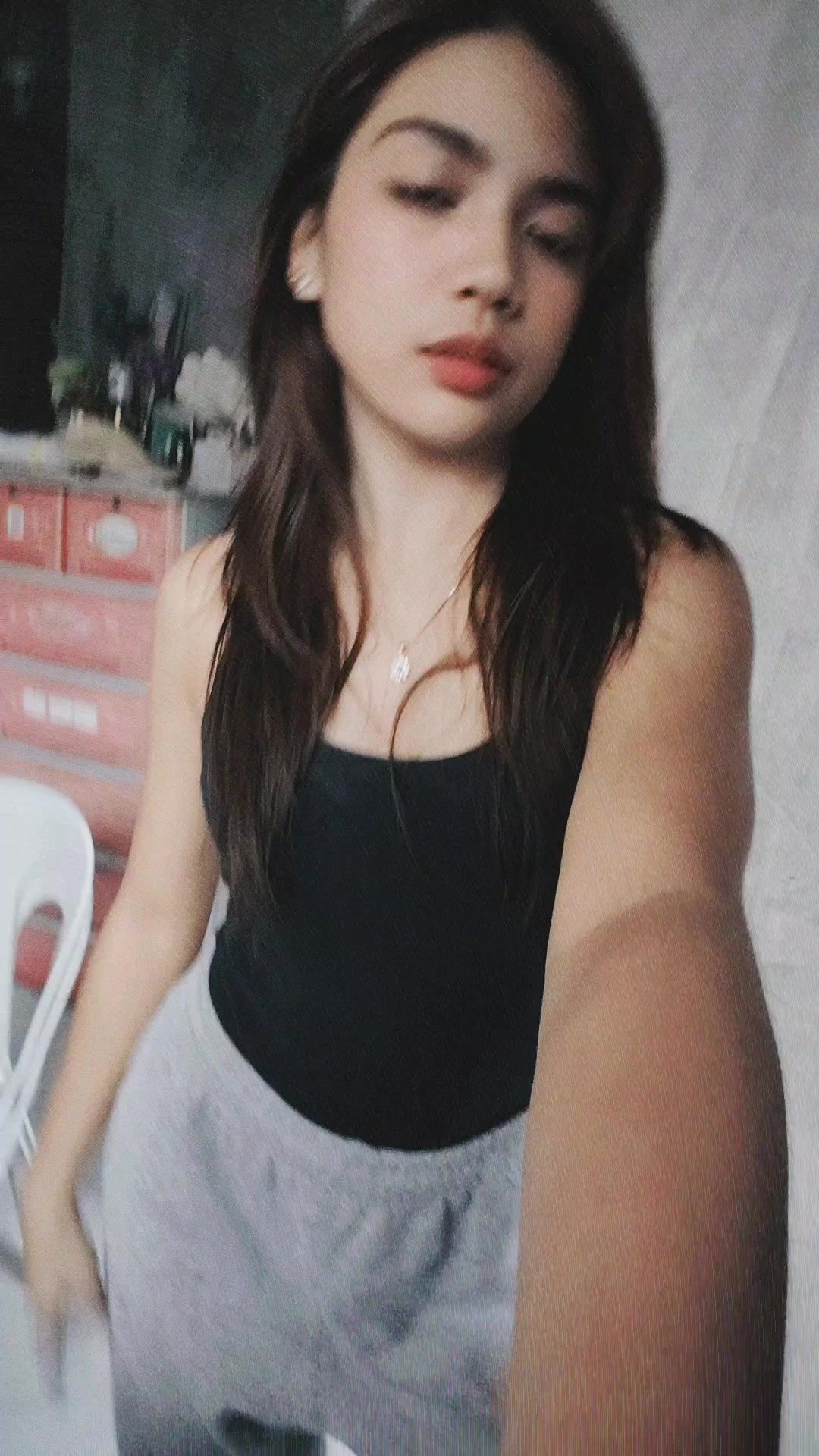 @Izellaikay