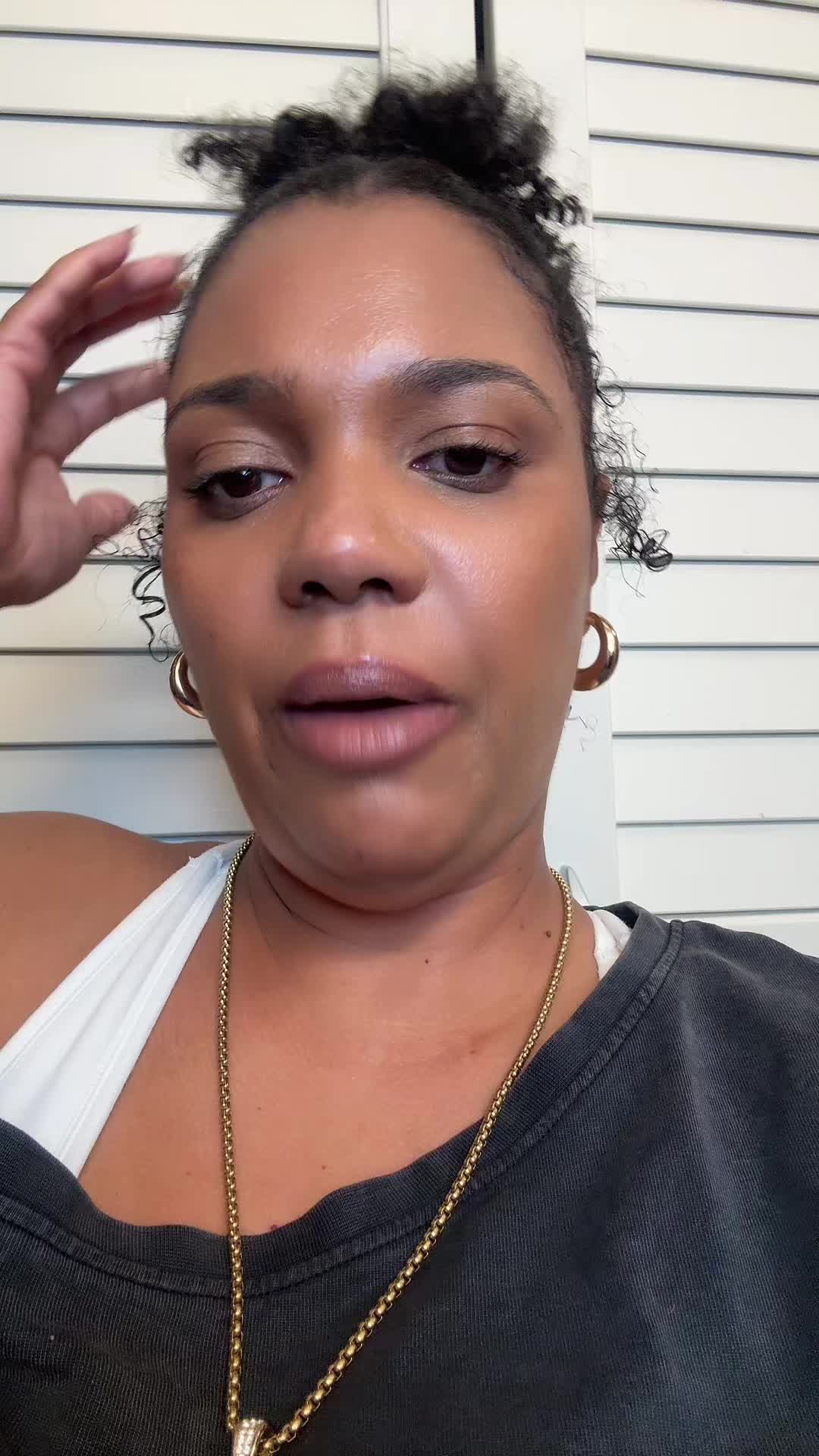 @twinnemom1
