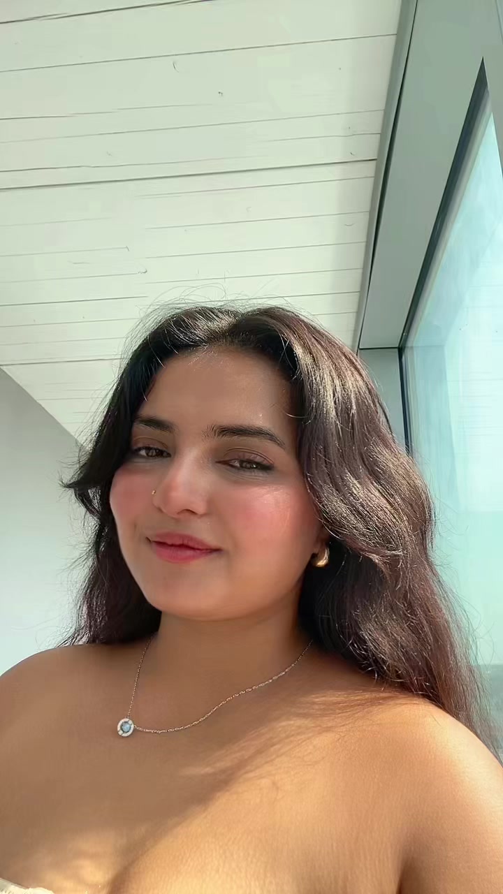@Beeni_