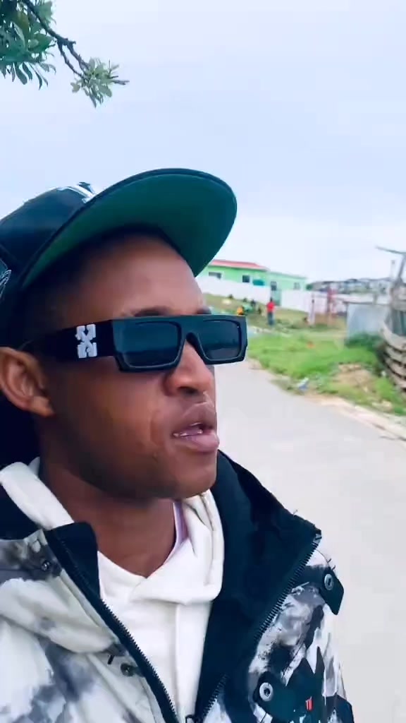 @MrSisonke