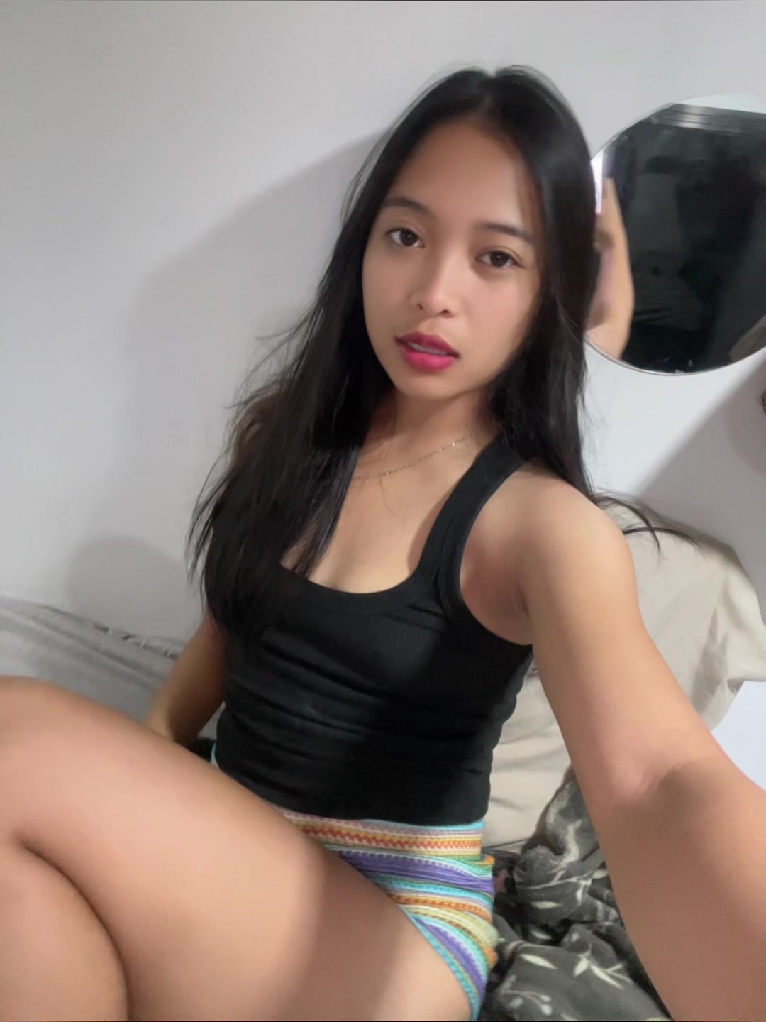 @🫦