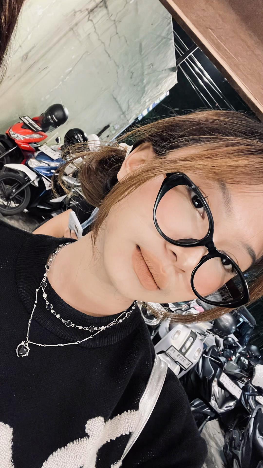 @aurelll