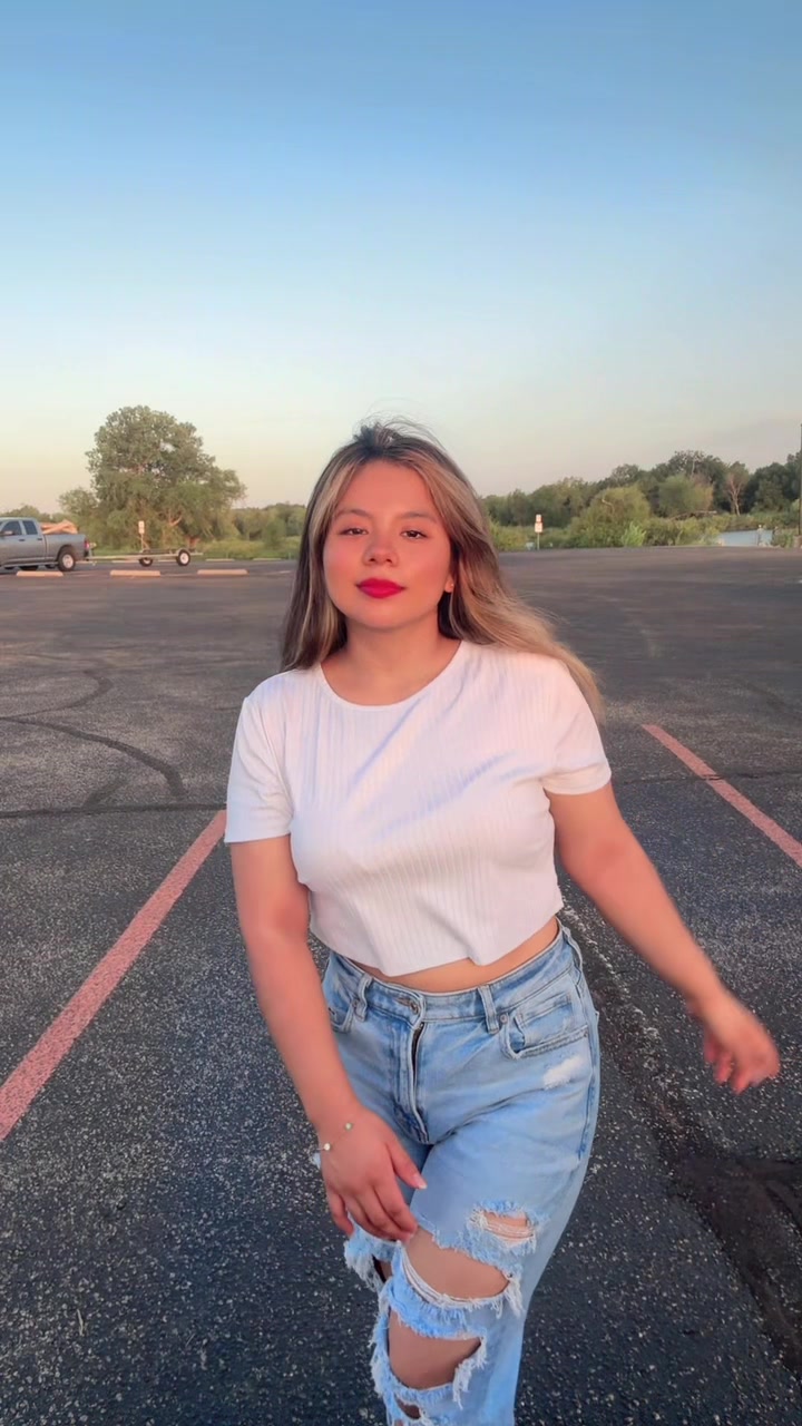 @M&oacute;nica.ml7