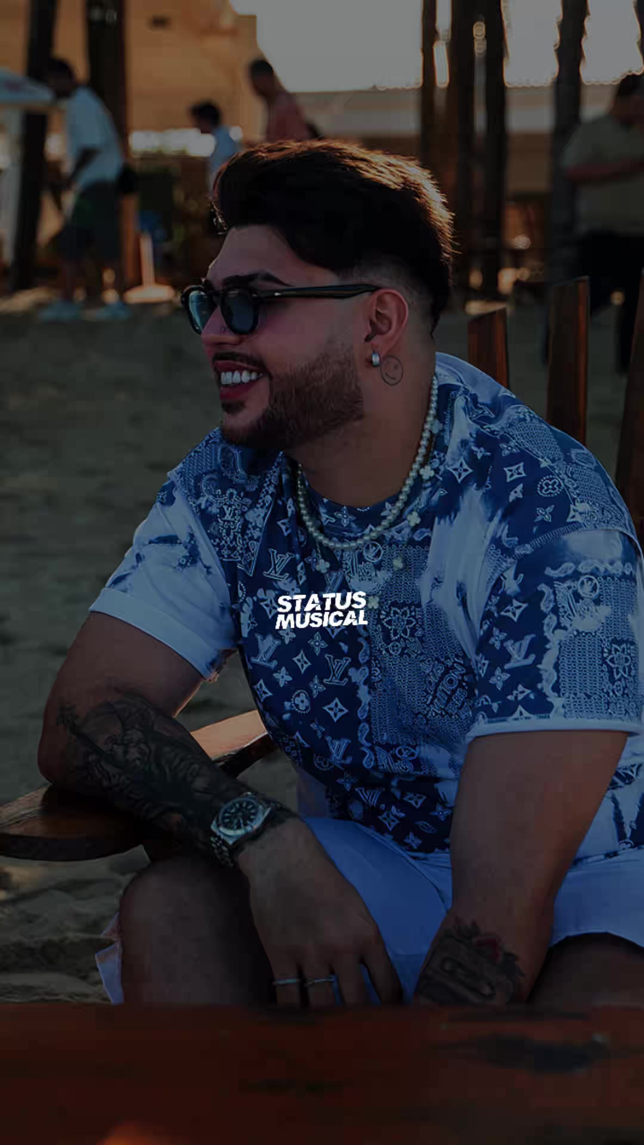 @STATUSMUSICAL &reg;