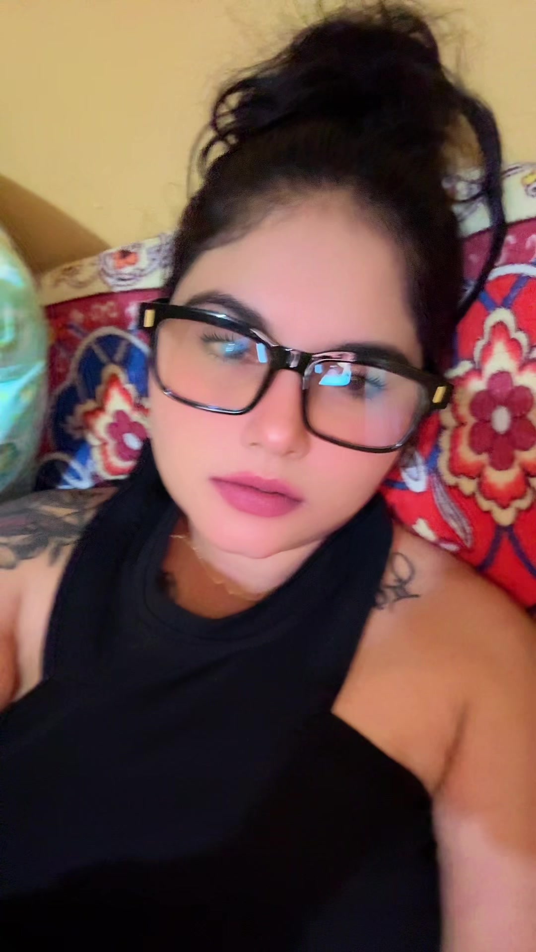 @SEXYNADIA123