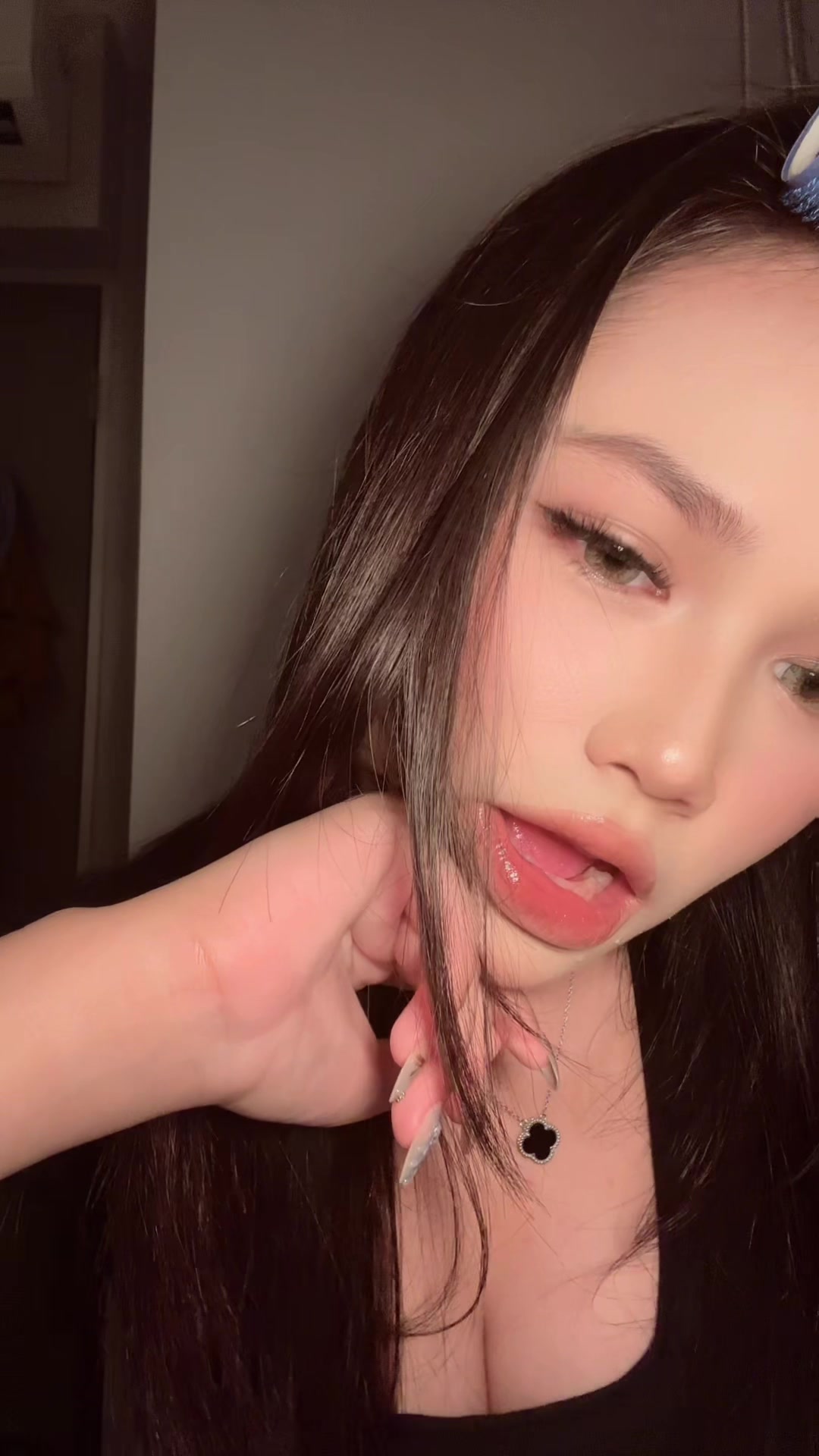 @L