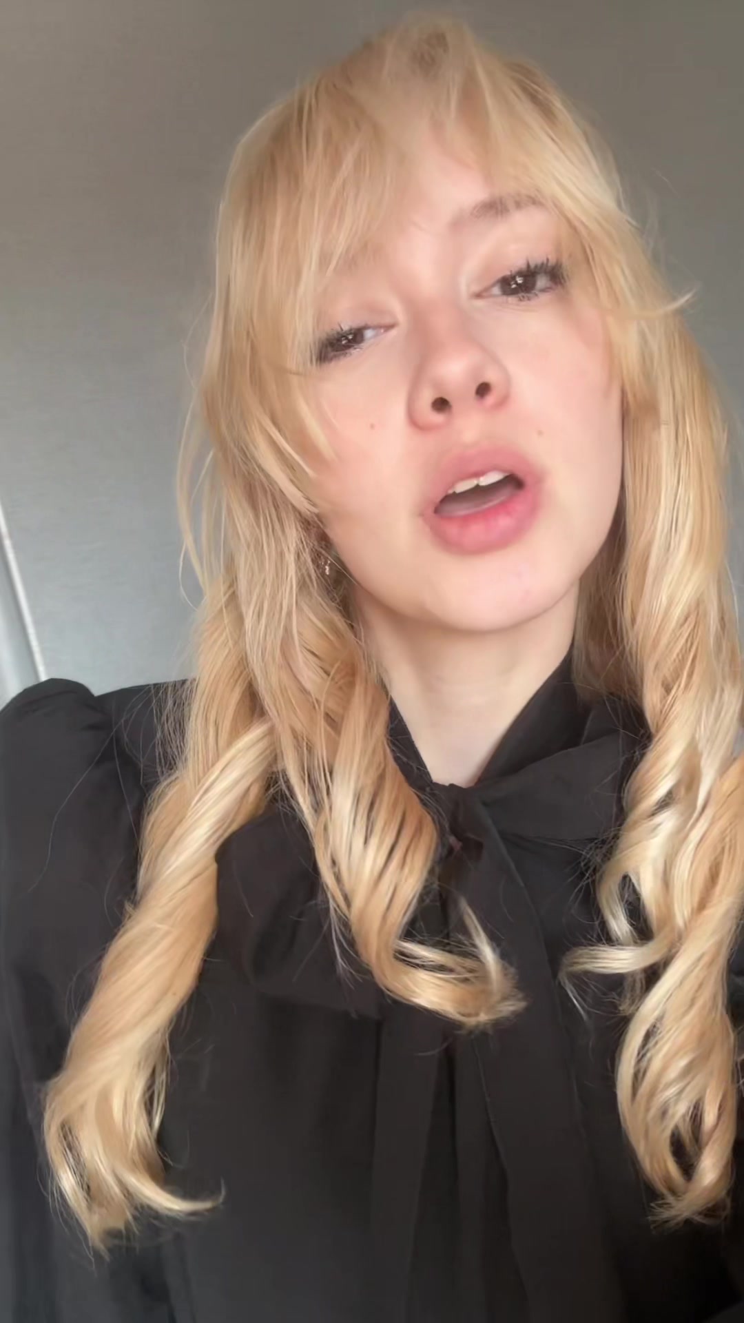 @миля