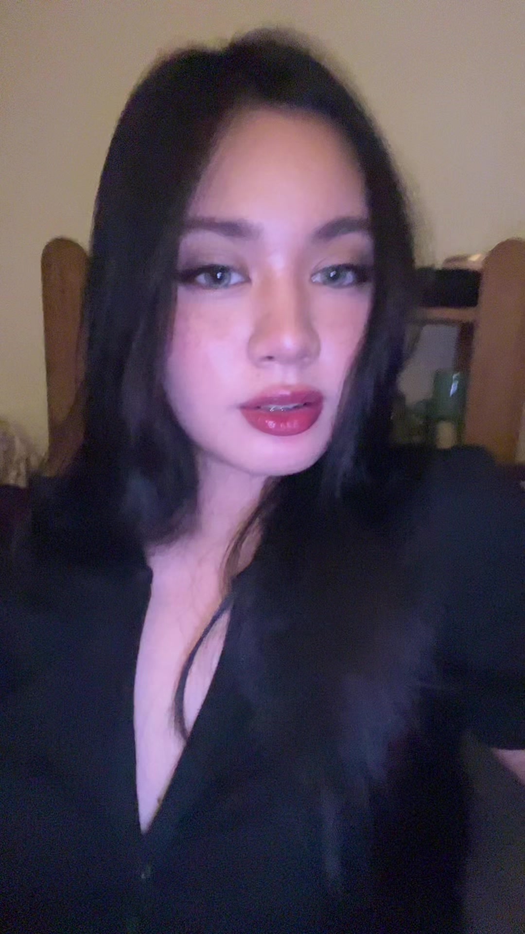 @raeveiy