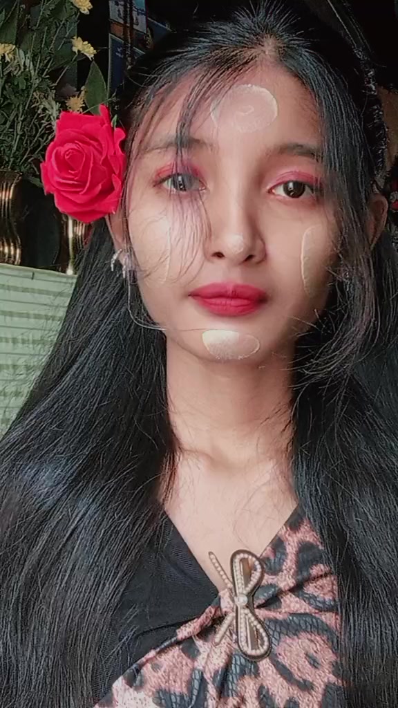 @Kyal sin phoo wai🌹