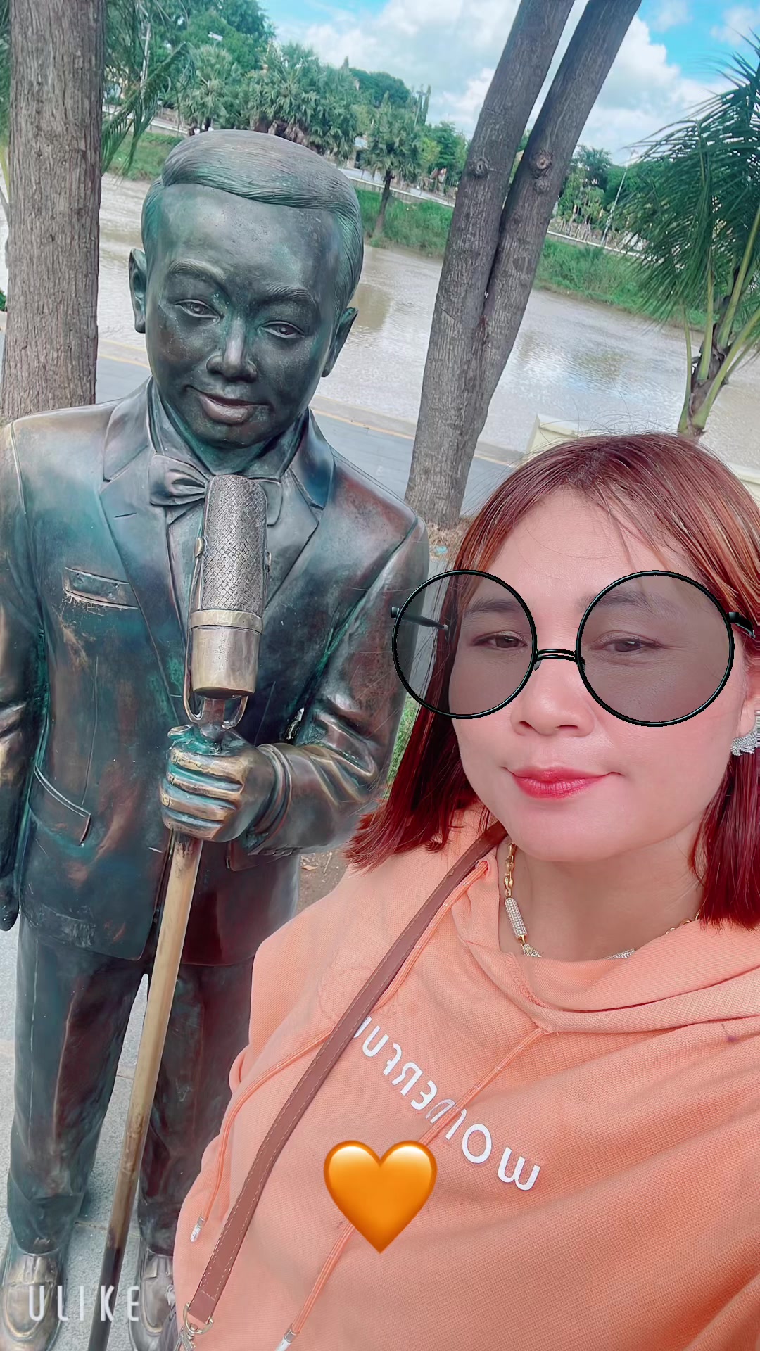 @ចាន់រ៉ាត់សាវ៉ា💜🦋🦋🥀🙏