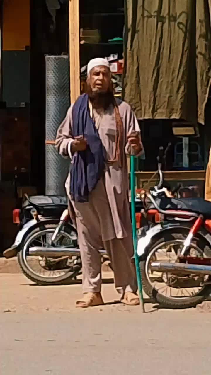 @Chota Khan Baba