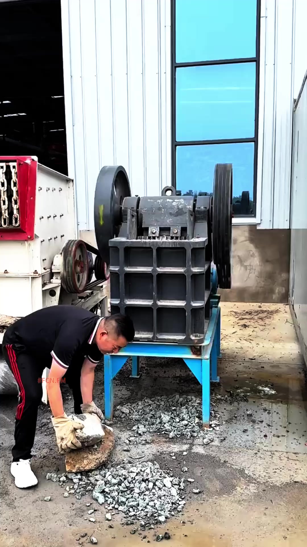 @FCN.FM Mining Machine