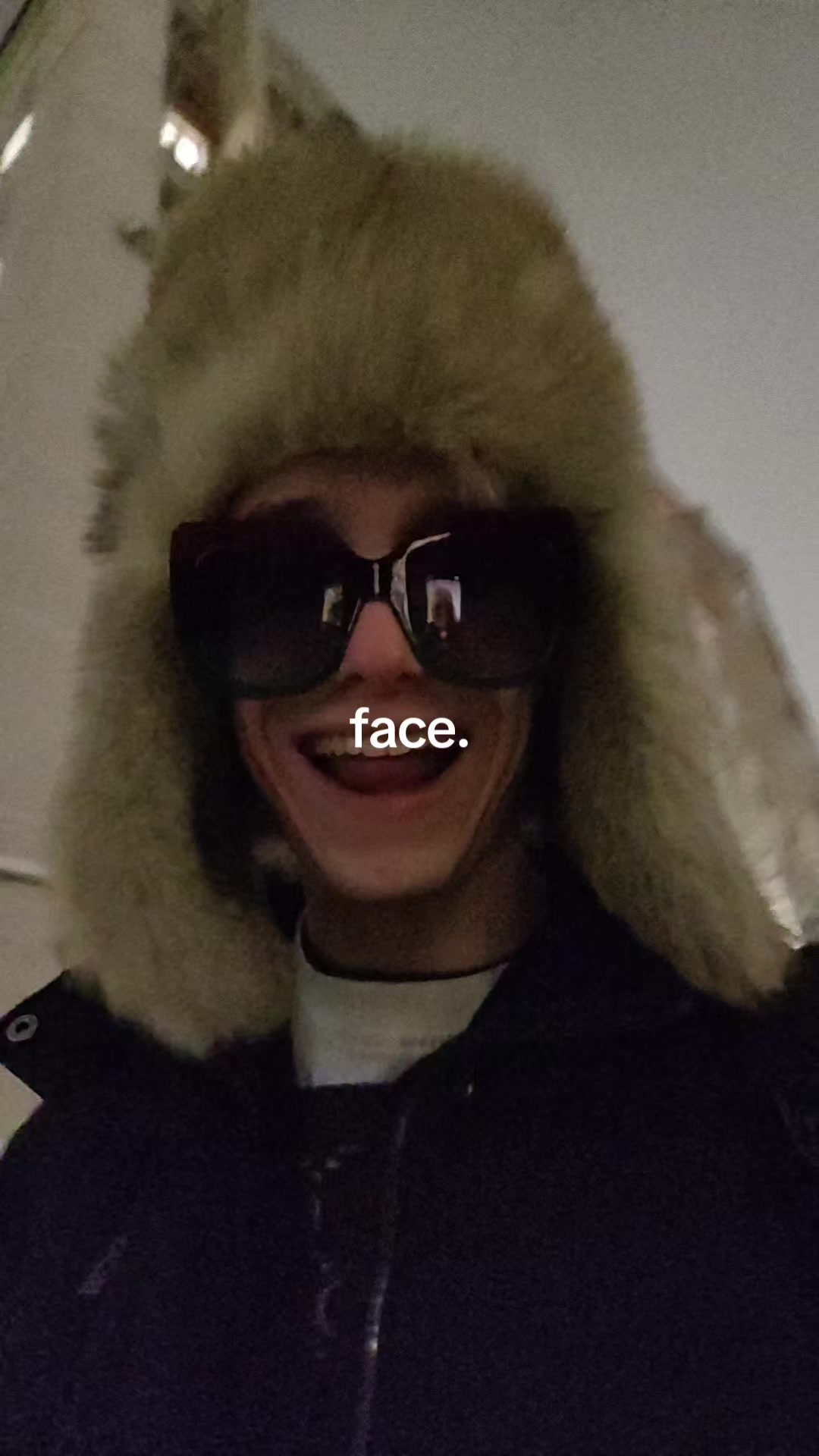 @СЫН FACE