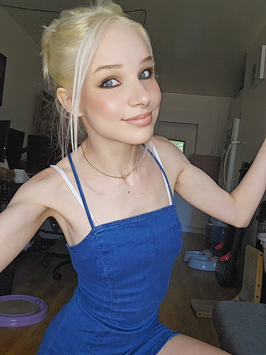 @Lilie De Lorimier