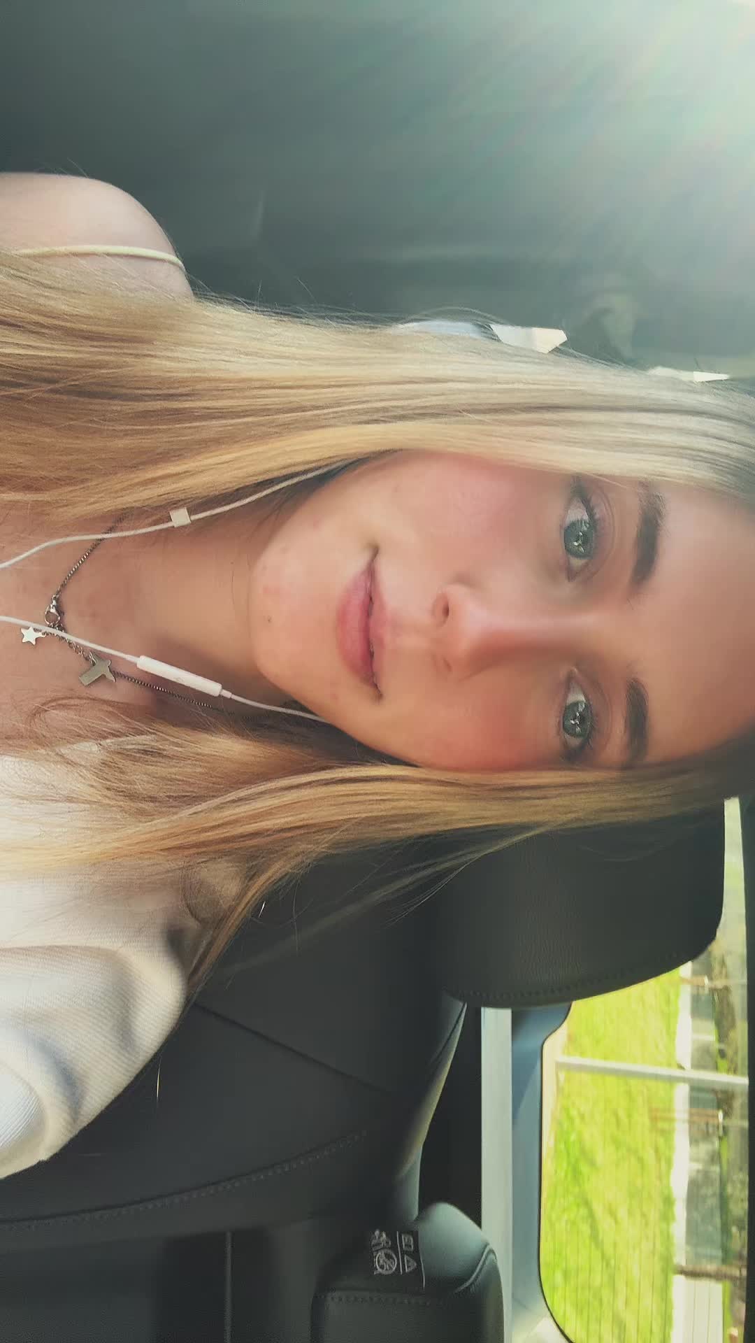 @𝓝𝓪𝓽𝓽𝔂