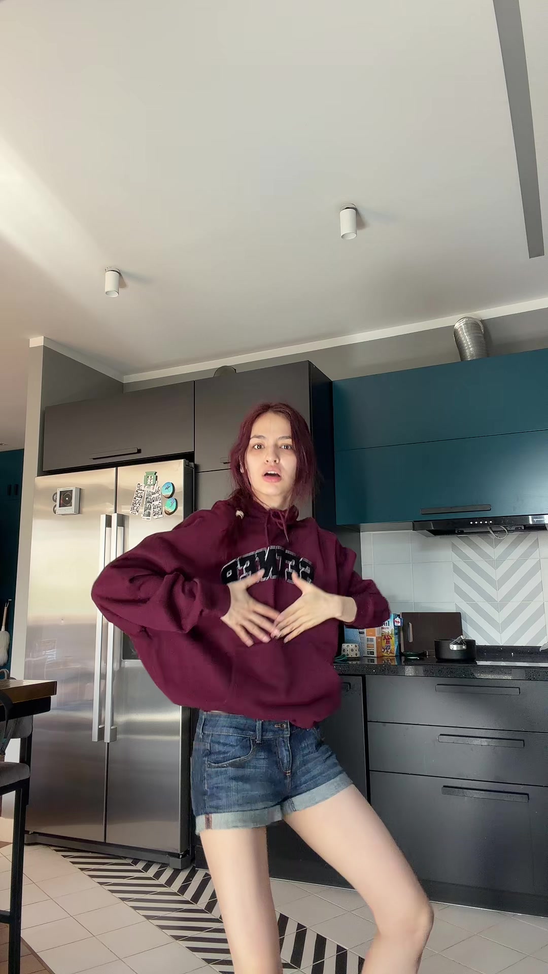 @vi
