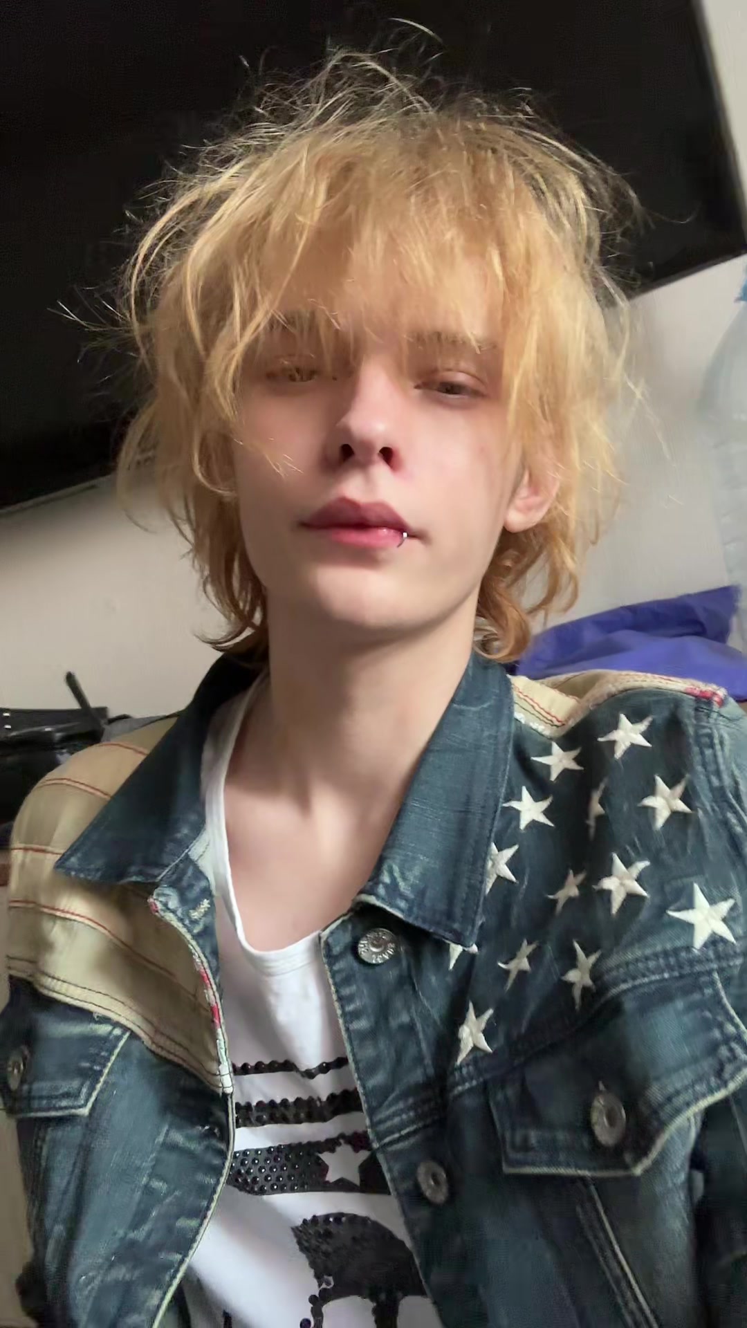 @тёма лайт