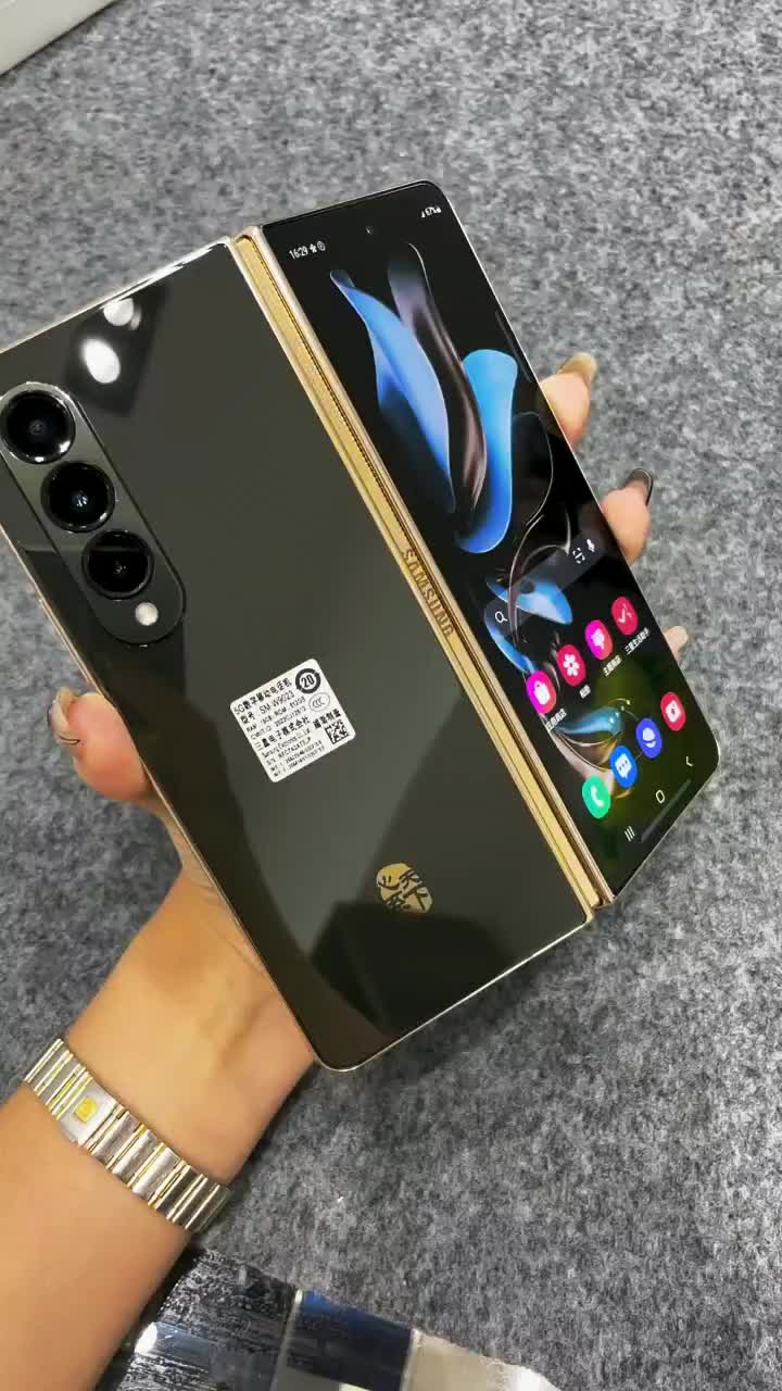 @Mr.Mobile