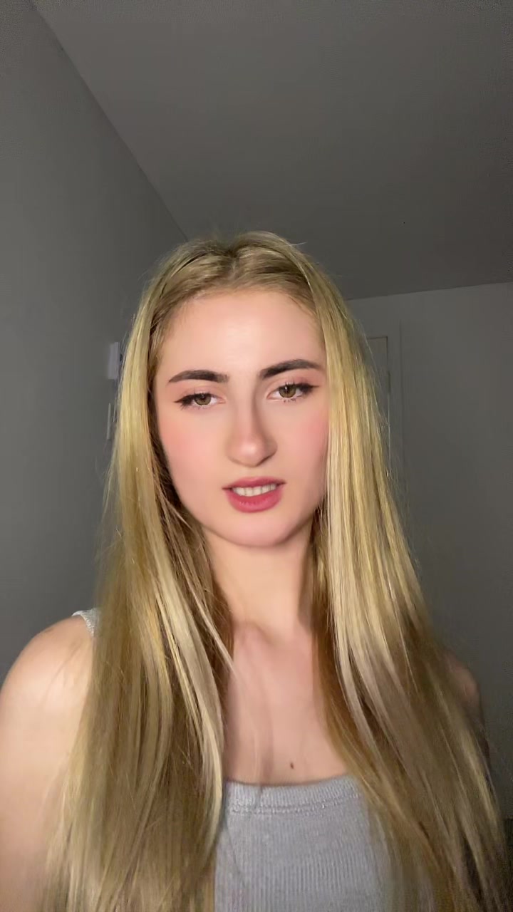 @𝓐𝓷𝓷𝓪