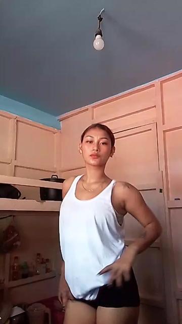 @🙄𝑴𝑨𝑳𝑫𝑰𝑻𝑨🤨
