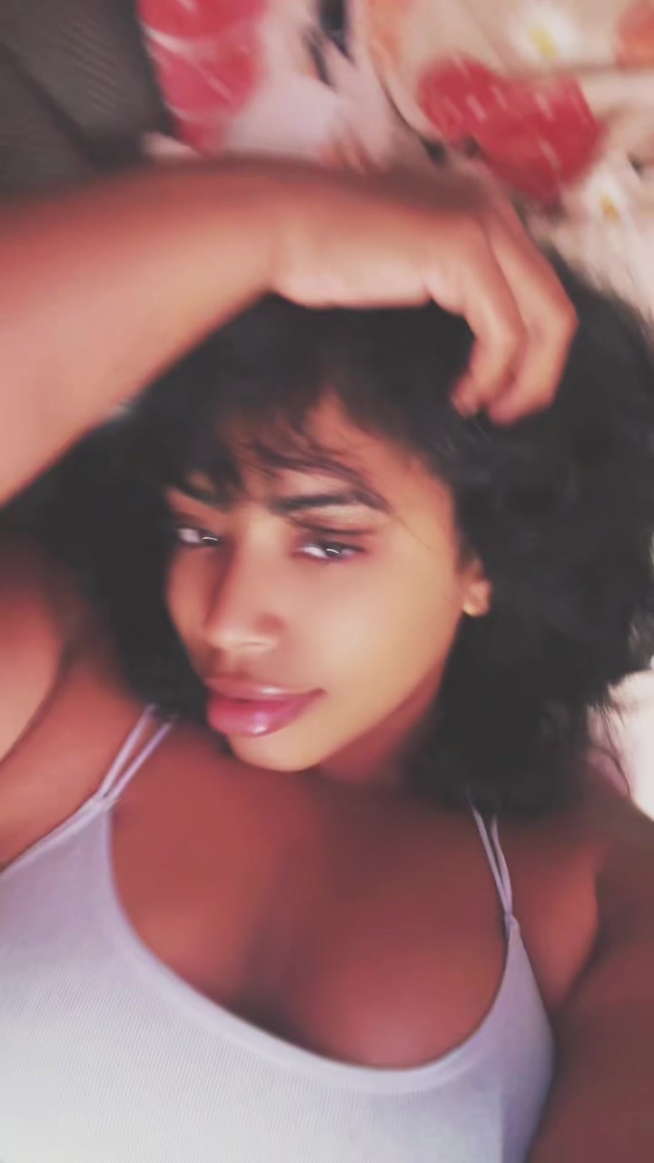 @Ambarix🌸
