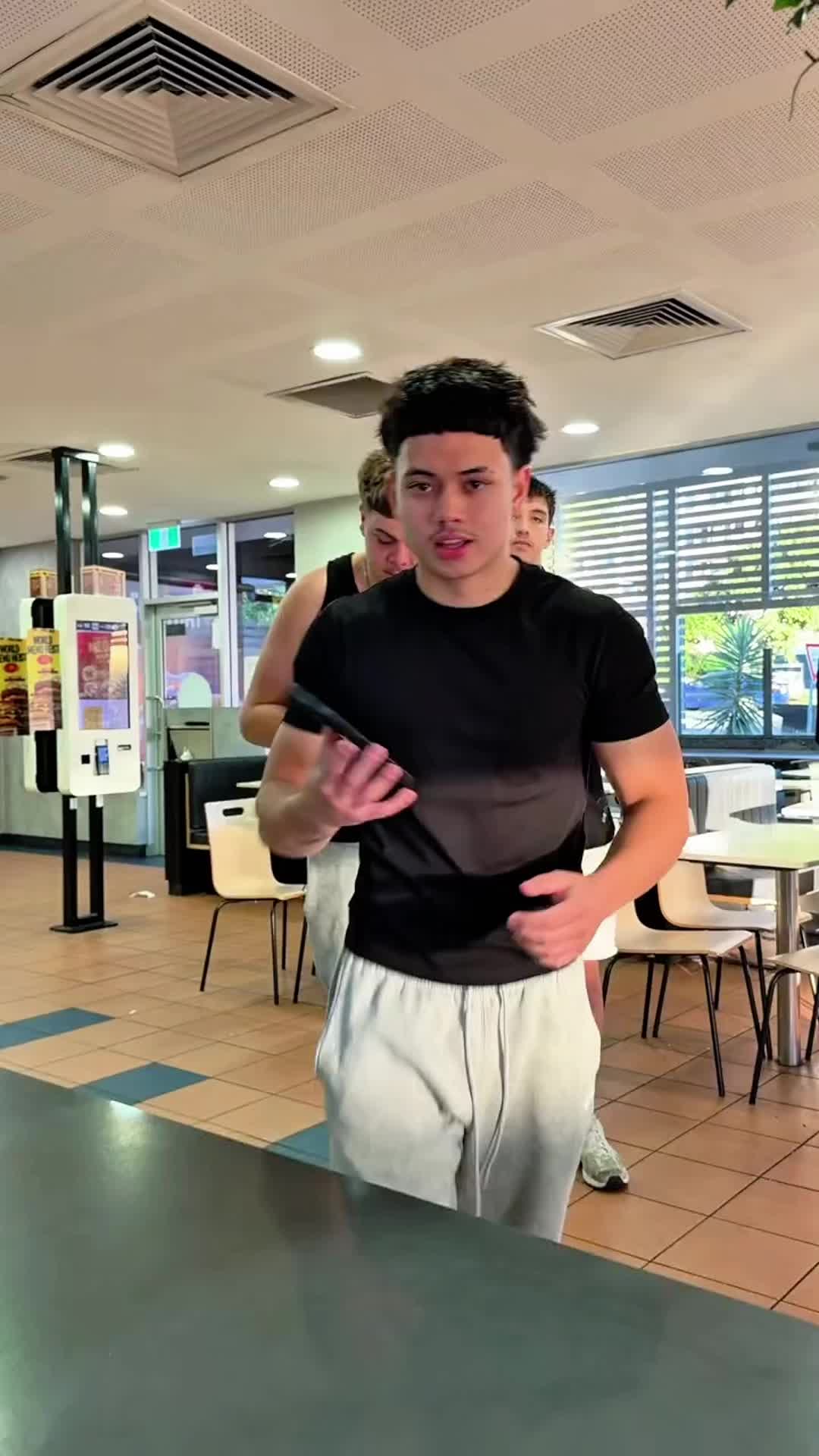 @yp