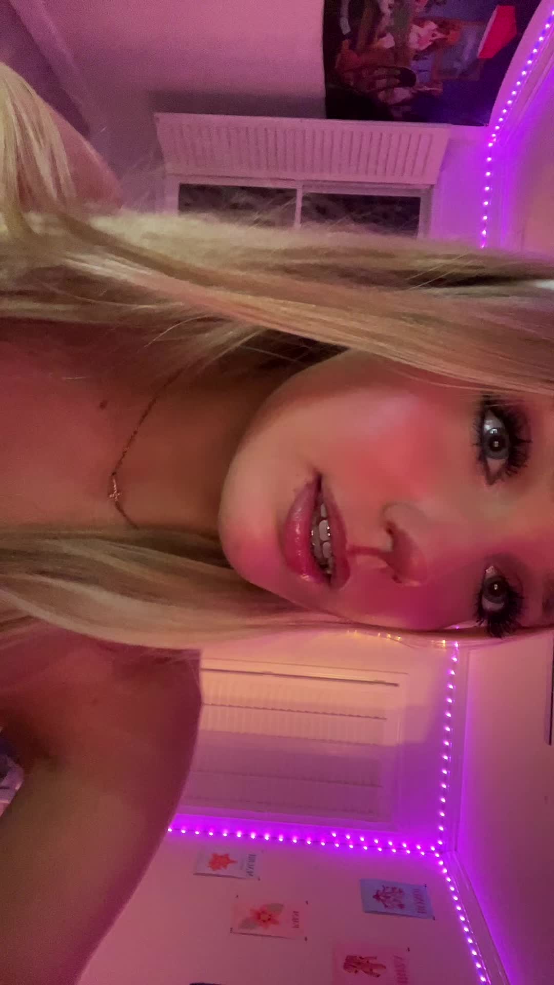 @Brooklynnn