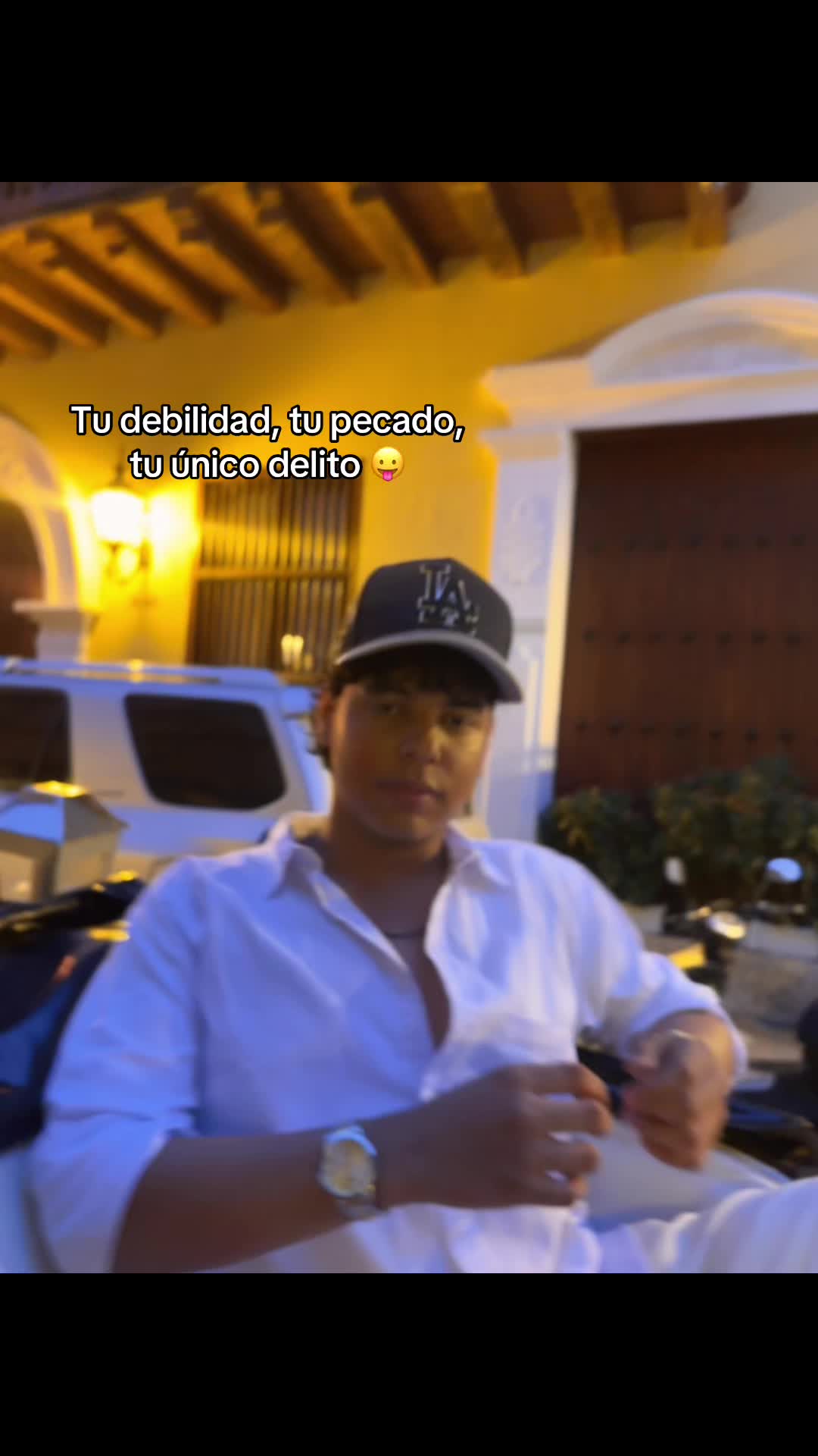 @Nueve