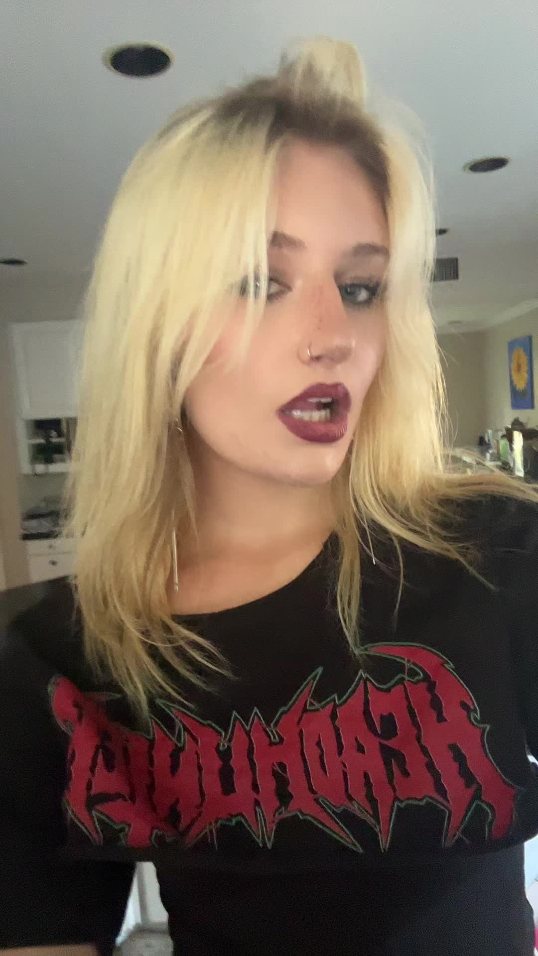 @evil.dead.jess