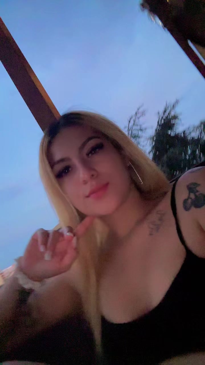 @Lesly_L