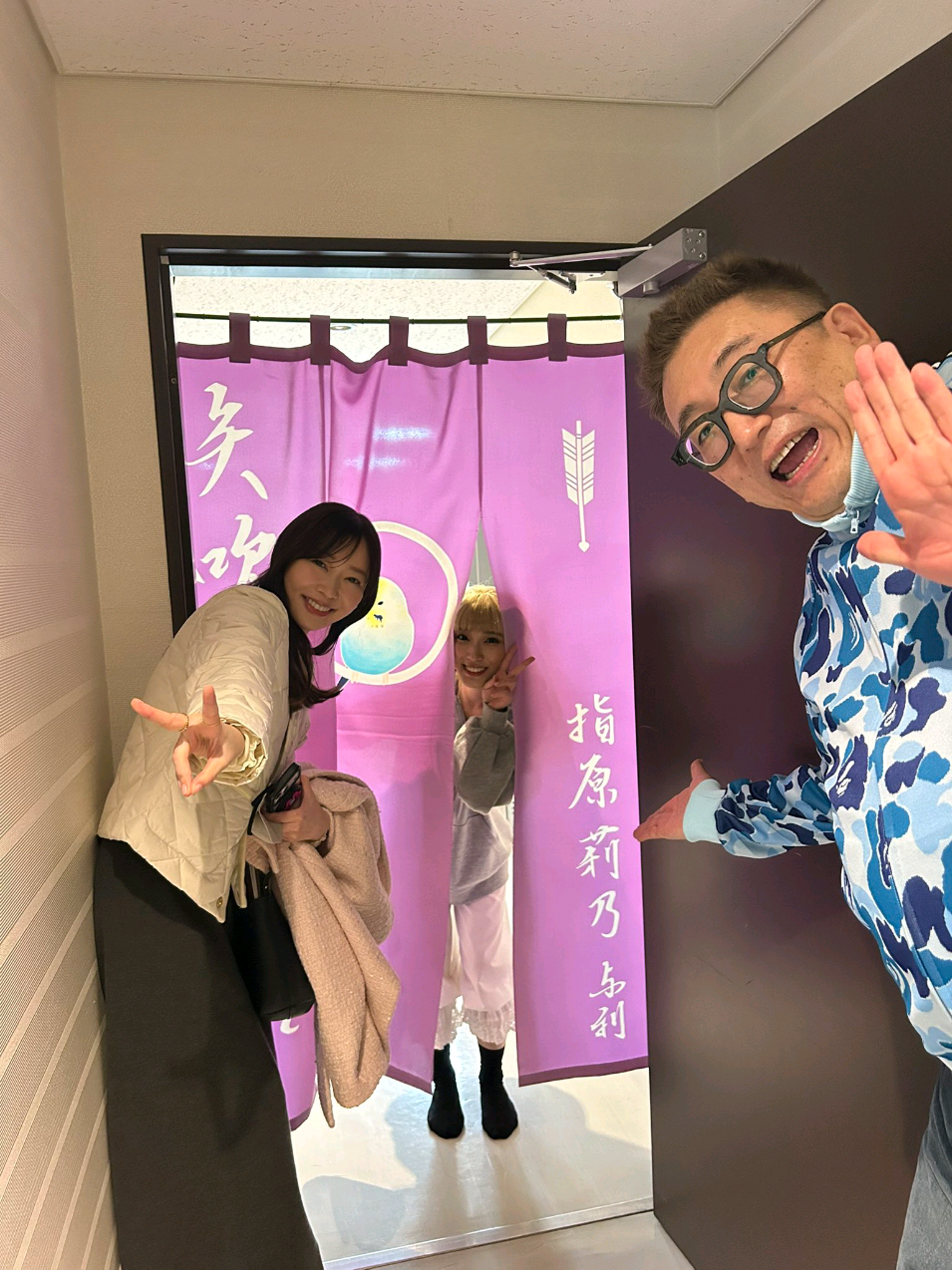 @*๐*๐
ฝ**