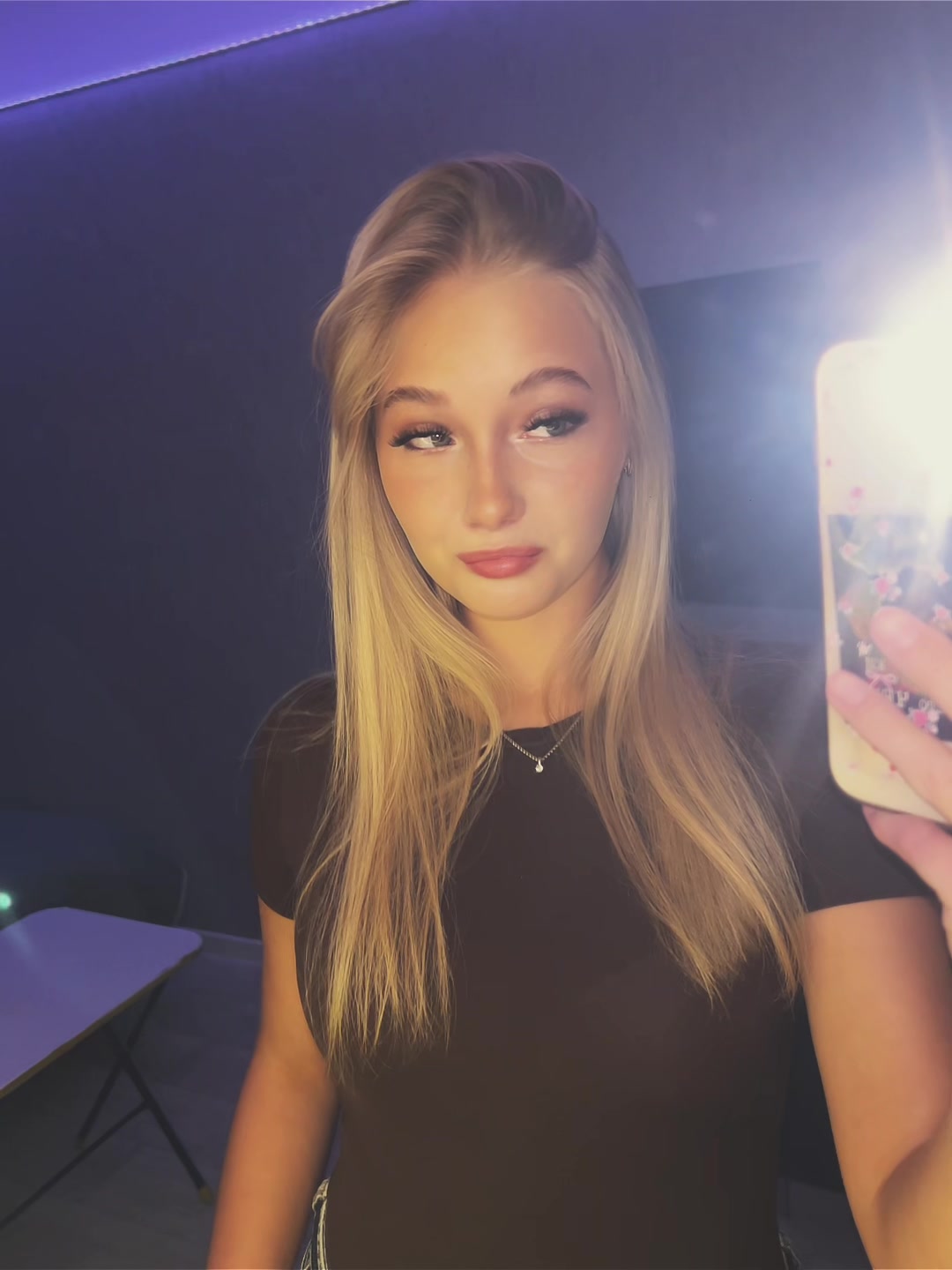 @алинви