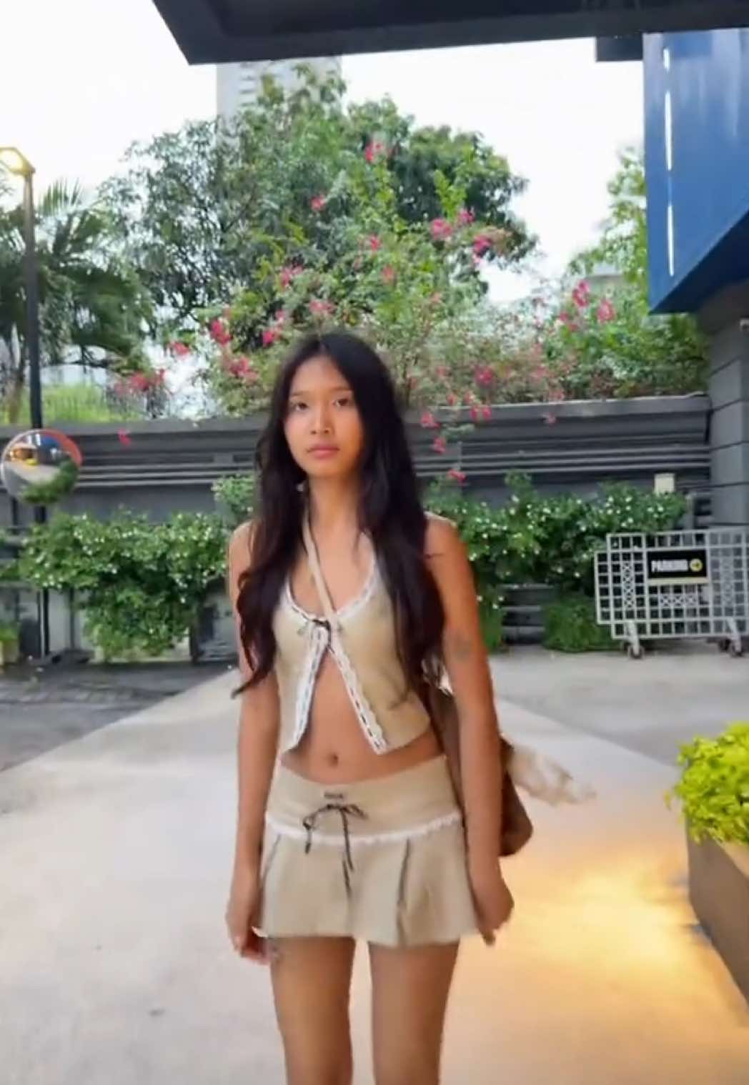 @Khin Suu Yee