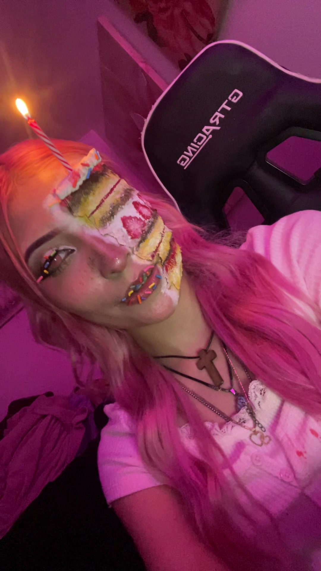 @Yis