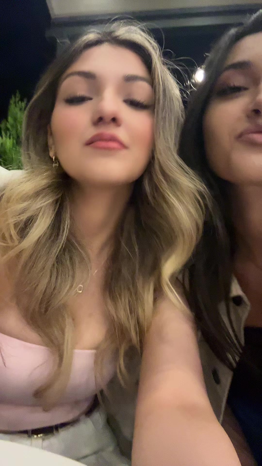 @keepingupwithdefnn