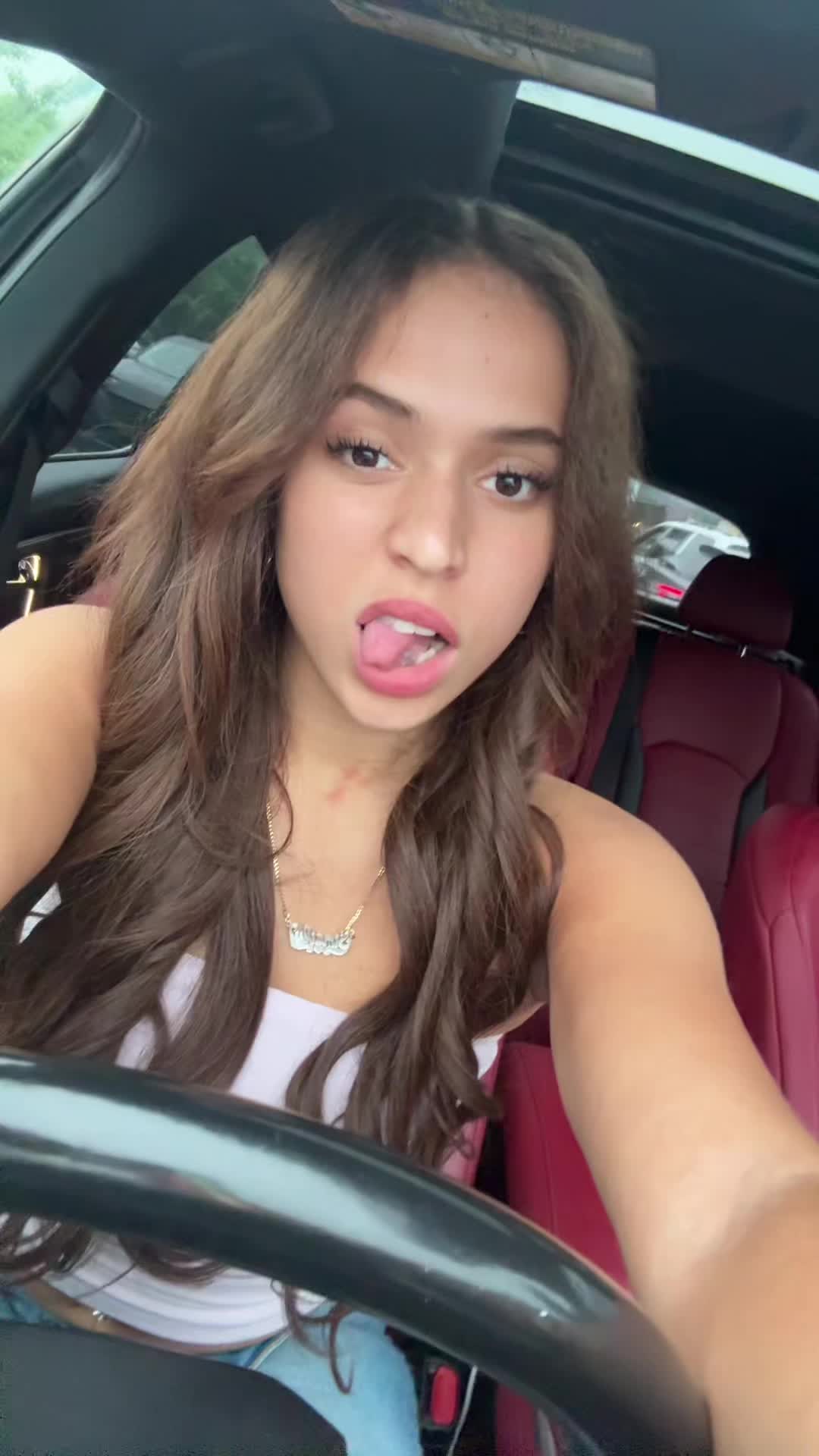 @Simeily 🌺