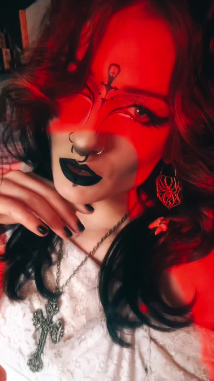 @𝒆ⓛ&alpha;𝒾ℕ&alpha;.⋆