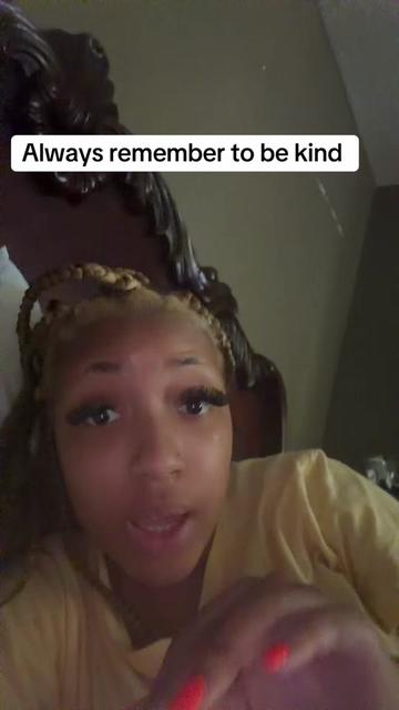 @tikomonroe