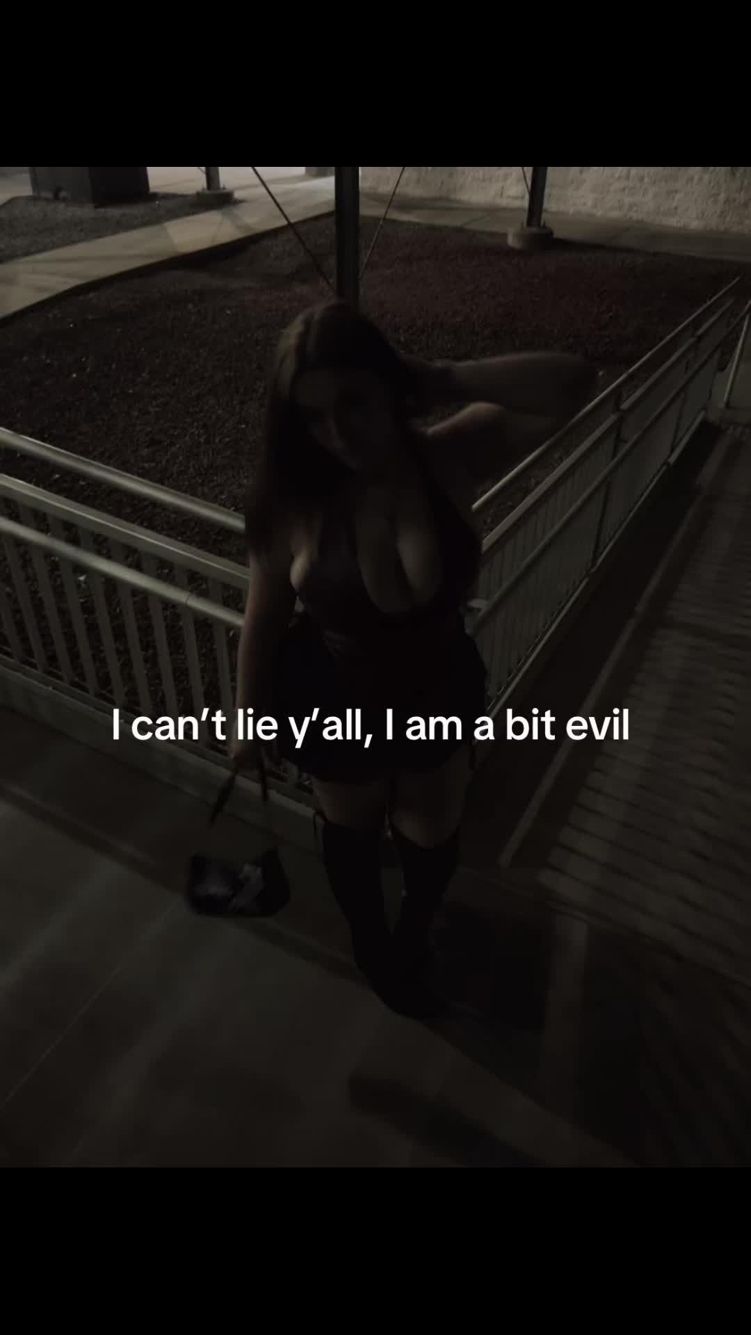 @thefemalecasanova