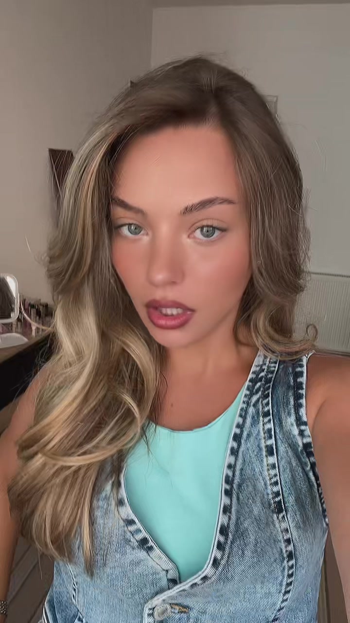 @𝓣𝓲𝓷𝓪