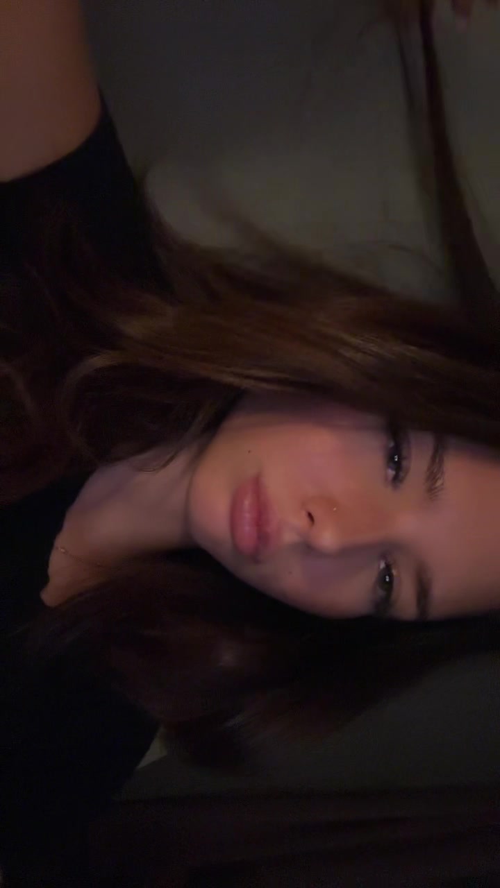 @𝑳𝒂𝒏𝒂🧿