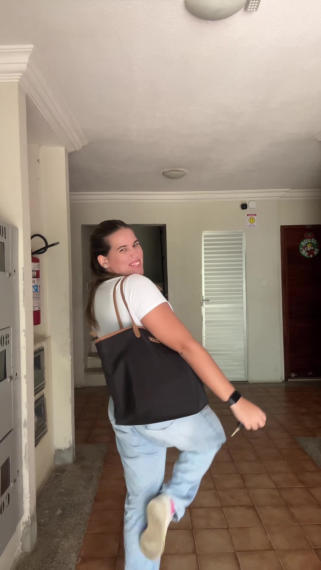@cllaragoes