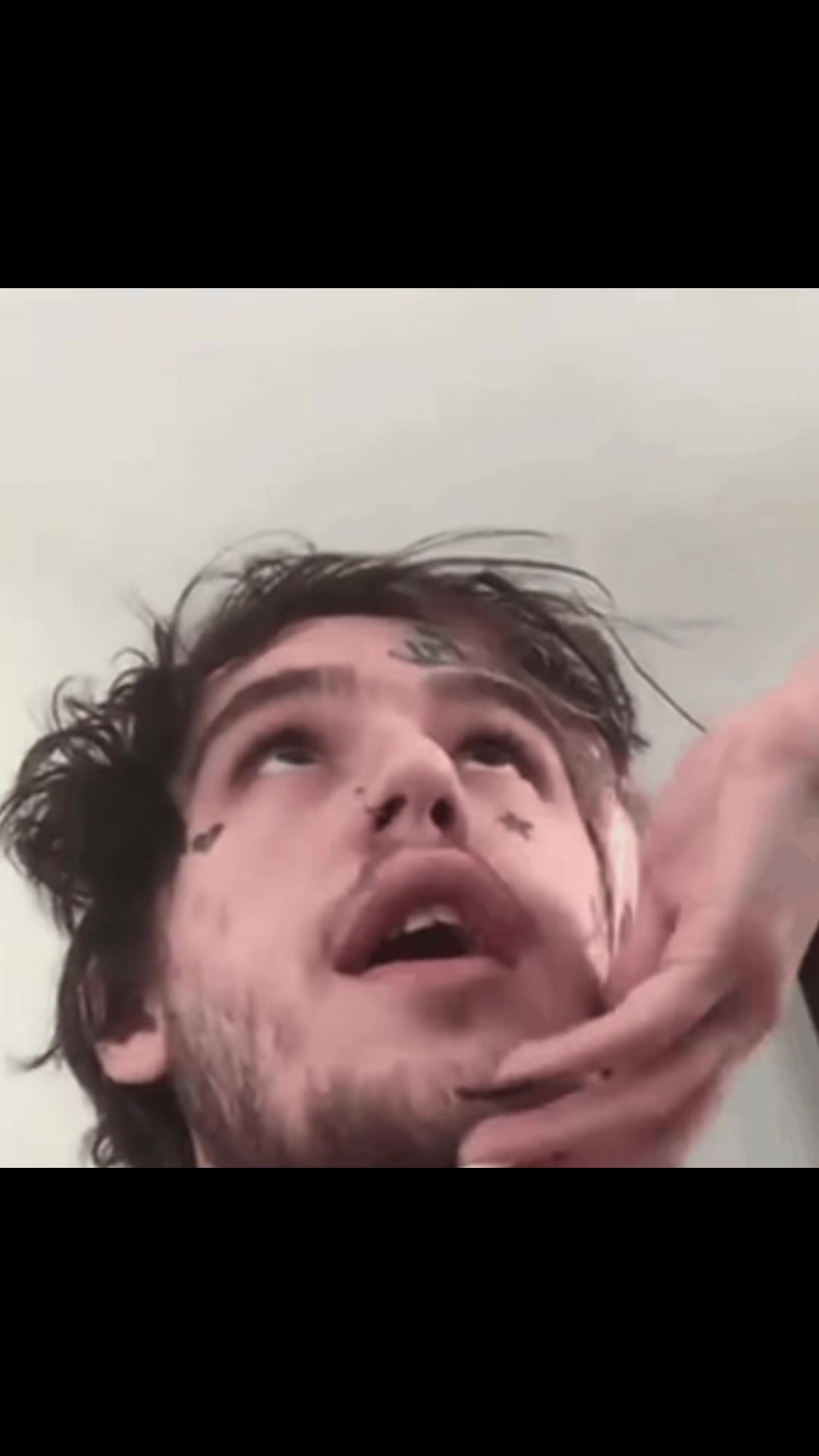 @𝔱𝔥𝔬𝔱𝔱𝔦𝔢𝔭𝔢𝔯𝔨𓄯