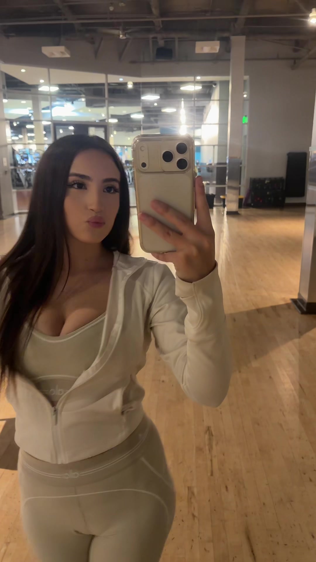 @j