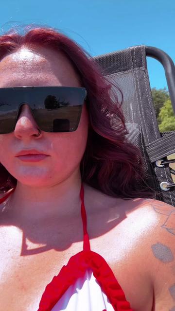 @Garden Girl Karlee ๐๐